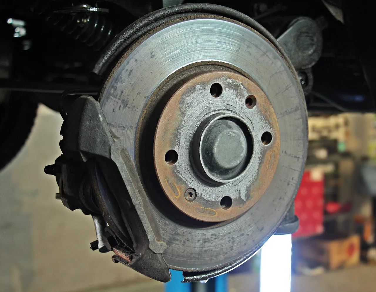Why Does My Car Vibrate When I Brake? Ken's Automotive & Transmissions