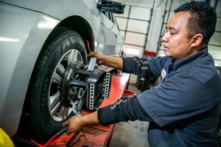 Ken's automotive and transmissions vehicle alignment services