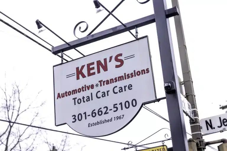 Ken's automotive and transmissions signage
